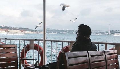 爱游戏在线登录入口-女足比赛中，中国队员李某表现出色，助球队取胜，中国女足队员李影