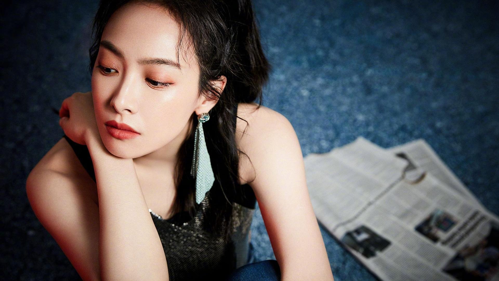 女排三连胜强势晋级决赛，女排决赛三局两胜